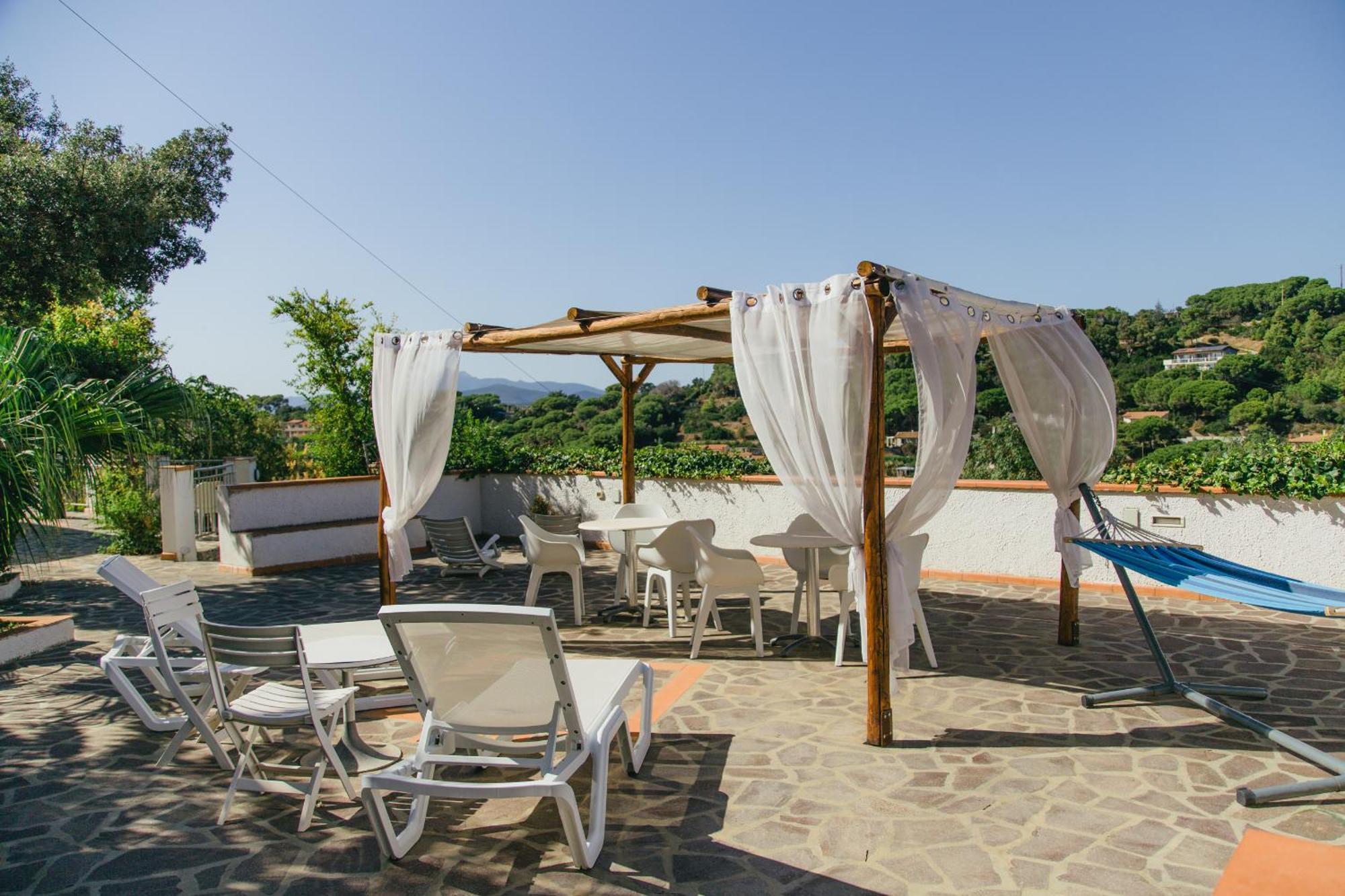 Mandel By Mandel Club 3*